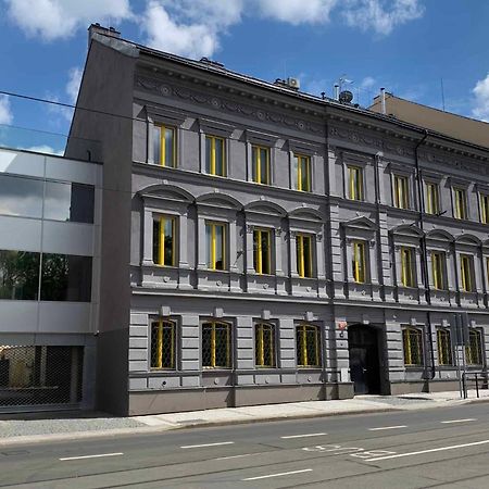 Lyly Apartment - Modern Apartment With Free Parking Praga Zewnętrze zdjęcie