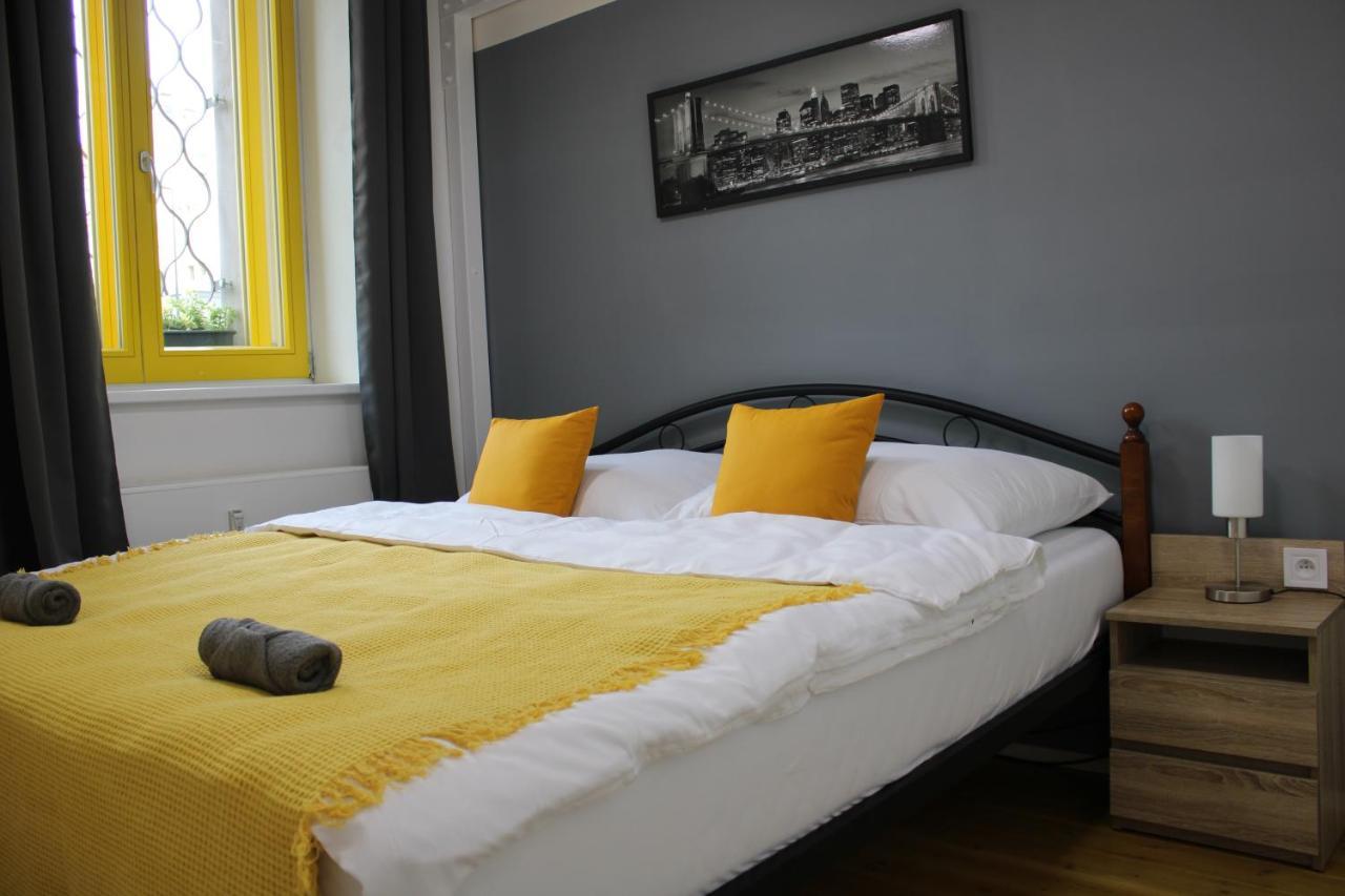 Lyly Apartment - Modern Apartment With Free Parking Praga Zewnętrze zdjęcie