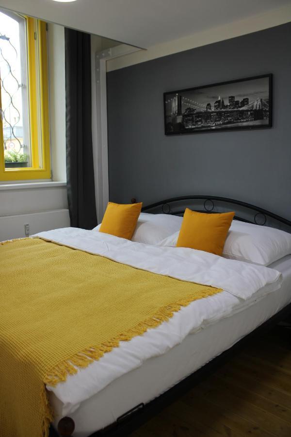 Lyly Apartment - Modern Apartment With Free Parking Praga Zewnętrze zdjęcie